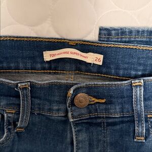 Levi’s 720 high rise super skinny